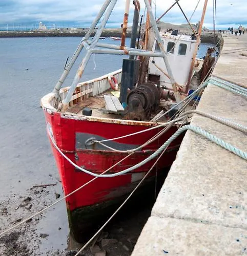 Carntullagh Heights 펜션 *